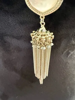 Kendra Scott Gold-Tone Cream Stone Tassel Necklace thumbnail 3