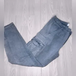FREE PEOPLE Women’s Grey Cargo Pants thumbnail 4
