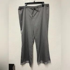 AMBRIELLE Gray Striped Satin Pajama Pants Size: 16-18/XL thumbnail 6
