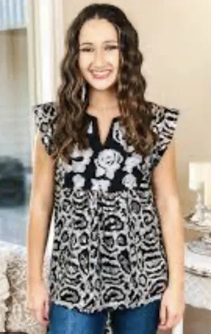 Savannah Jane Embroidered and Sequin Top Plus Size‎ 1X Animal Floral Print thumbnail 1