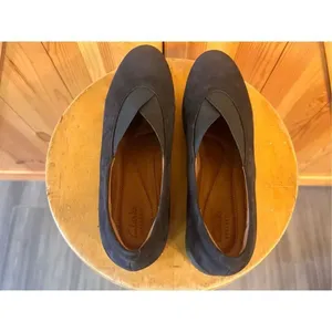 Clarks Women's Aubria Fay Slip On Size 9 Black Nubuck Shoe thumbnail 5
