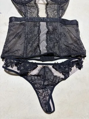 Victoria’s Secret lace corset bustier set panties lace small thumbnail 5