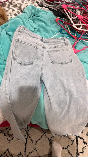 risen light wash jeans thumbnail 3