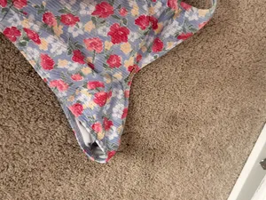 Hollister bikini bottoms floral thumbnail 3