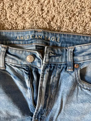 American Eagle Mom Jeans thumbnail 5