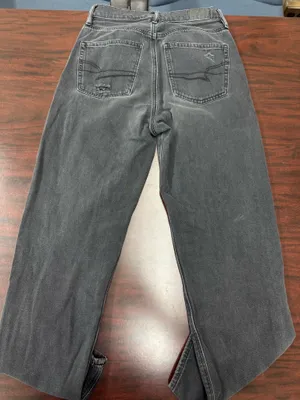 American Eagle Grey Highest Rise 90s Boyfriend Jeans Size 4 thumbnail 3