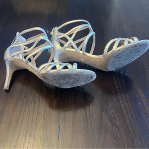 Diane Von Furstenberg Gold Strappy Sandal Heels Size 9 thumbnail 8