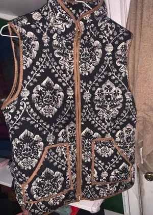 vest Multiple Size M thumbnail 1
