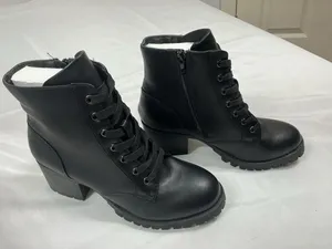 Womans New Bamboo Chief Combat Ankle Boots Size 8.5 Black thumbnail 1