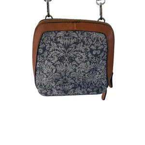 Coco + Carmen‎ Italian Commuter Crossbody Vegan Leather Purse thumbnail 2