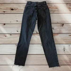 PacSun Women's Size‎ 23 Black Distressed Ultra High Waisted Slim Jeans thumbnail 8