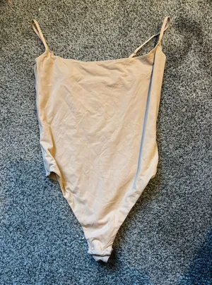 Skims Fits Everybody Cami Bodysuit thumbnail 1