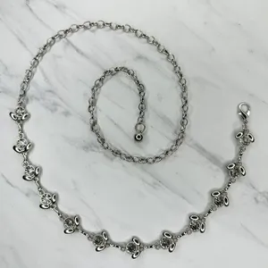 Y2K Rhinestone Flower Silver Chain Belt Extra Small/Small (XS/S) ✨ thumbnail 1