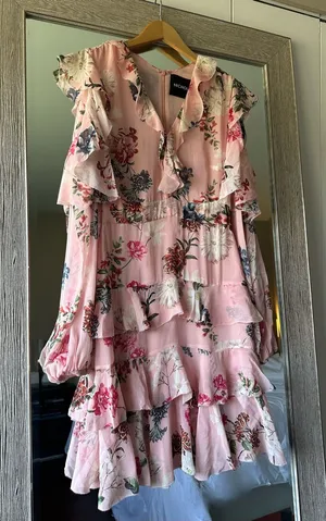 NICHOLAS Pink Floral Long Sleeve Ruffle Cold Shoulder 100% Silk Dress Size 2 XS thumbnail 1