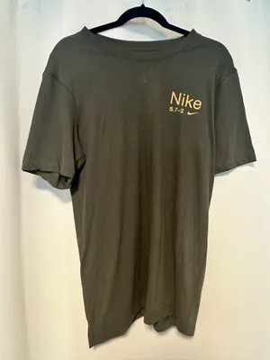 Nike Men’s Shirt thumbnail 1