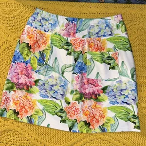 Skinz Size S Floral Skort Pink thumbnail 9