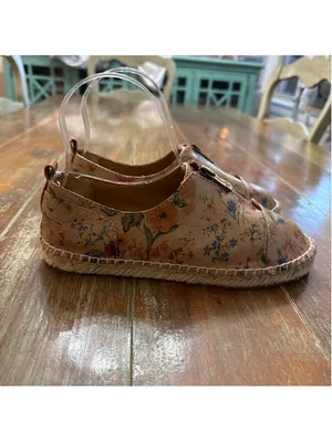 Patricia Nash Neria Floral Leather Front Zip Espadrille Sneakers Tan Multi Sz 6 thumbnail 3