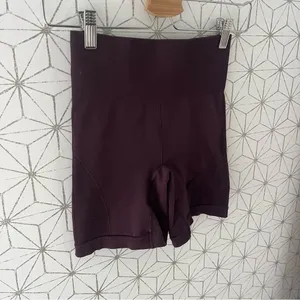Lululemon Ebb to Street Spandex Short 6” thumbnail 4