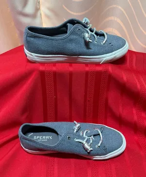Sperry Top Sider Gray Sneakers With Silver Leather Lace Sz 7M thumbnail 1