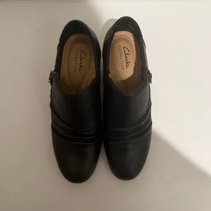 Clarks Collection Emily 2 Braley Black Leather Ankle Booties Boots Size 7.5 thumbnail 4