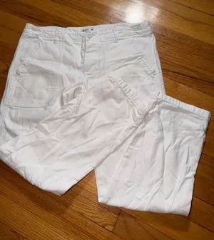 American Eagle Outfitters White Cargo Pants thumbnail 1