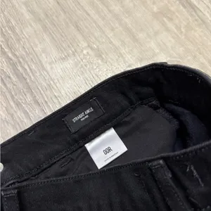 •EXPRESS• HIGH RISE STRAIGHT ANKLE JEANS thumbnail 4