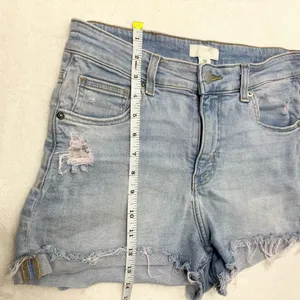 H&M Blue Jean Shorts Distressed‎ Frayed Hem Size 10 thumbnail 4