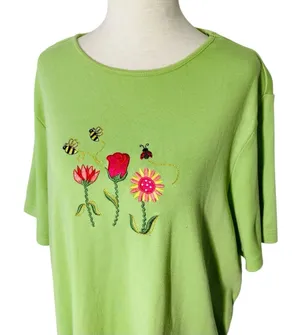 VINTAGE BRECKENRIDGE Embroidered Flowers & Bees Tee thumbnail 1