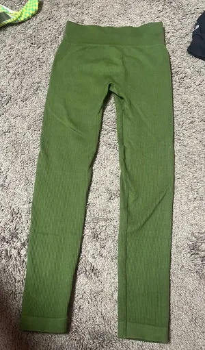 Workout Leggings Size M thumbnail 1