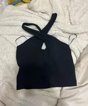 Lululemon tank thumbnail 1