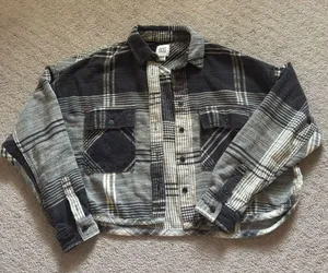 BDG Cropped Flannel thumbnail 1