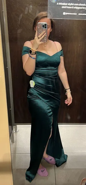 Windsor Formal Dress thumbnail 1