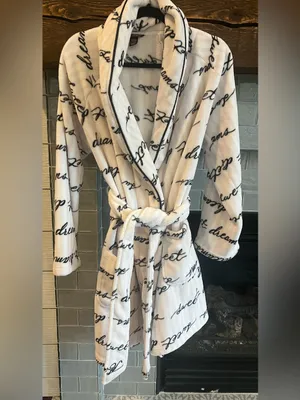 Victoria’s Secret Sweet Dream Short Cozy Pink Plush Soft Robe XS EUC thumbnail 7