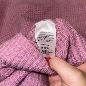 Anthropologie cropped oversized sweater thumbnail 5
