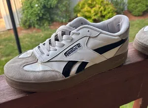 Reebok Sneakers thumbnail 1
