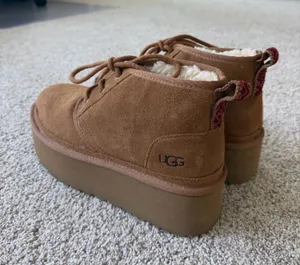 UGG Neumel Heritage Platform Boots Chestnut Brown thumbnail 1