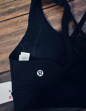 Lululemon thumbnail 7
