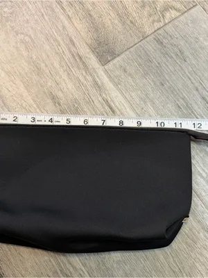Tarte Black Neoprene Makeup Bag Pouch Gold Zipper Closure Travel Cosmetics thumbnail 5