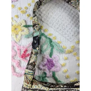 Quilted vtg‎ Floral Paisley Cotton Shoulder Bag Brown Hobo Purse Zippered Pocket thumbnail 4