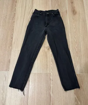 Vintage Wrangler Black High-Waist Straight Leg Jeans thumbnail 1