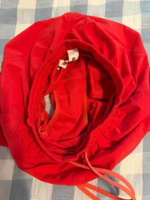 Lululemon Red Shorts Size 2 thumbnail 3