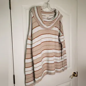 Canyon River Sweater   thumbnail 2