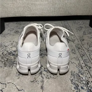 On Running Cloudswift 4 Road Running Shoe in White Size 11 thumbnail 5