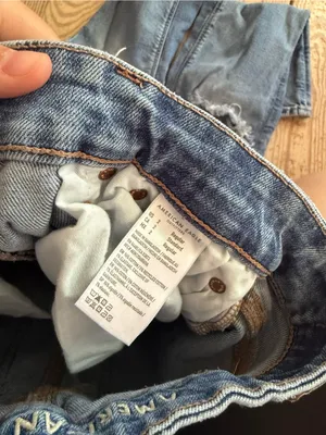 American Eagle Curvy Straight Jeans Size 2 thumbnail 2