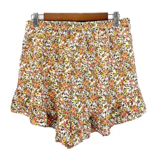 Wild‎ Fable Ruffled Shorts Womens Medium Cottagecore Floral Boho Feminine Dainty thumbnail 2