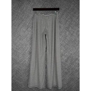 Black And White Striped Wide Leg Pants thumbnail 8