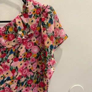 ASTR The Label Vilma Floral Ruched Ruffle Midi Dress‎ Pink Multi Large Preppy thumbnail 8