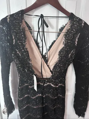 Francescas Black Lace V Neck Mini Dress - NWT size XS sexy going out date night thumbnail 4