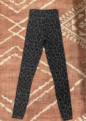 Abercrombie & Fitch XXS Cheetah print High Waisted Leggings Gray Black thumbnail 4
