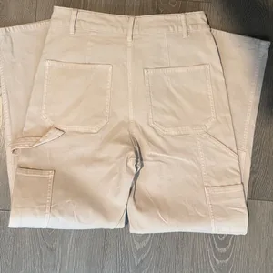 Wilfred Women's Straight Leg Jeans in Cream thumbnail 6